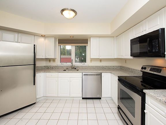 5th image of 1298 Hartford Tpke APT 2A