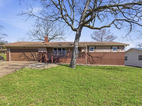 2nd image of 275 Boswell Road