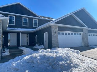 2776 Hawk Ridge Ct SE, Rochester, MN 55904