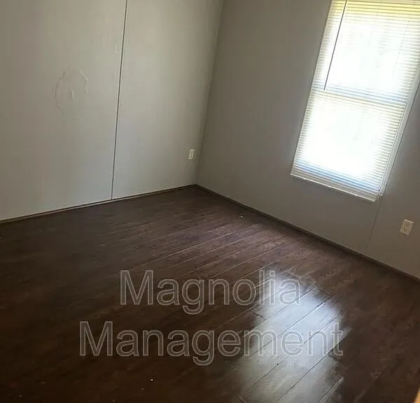 137 Cardinal Ln — Photo 9