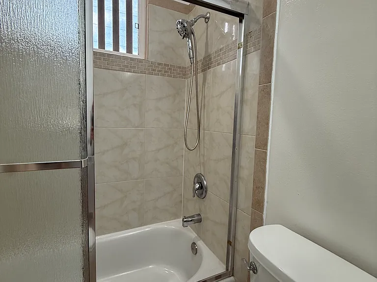 1350 Torrance Blvd #D — Photo 13