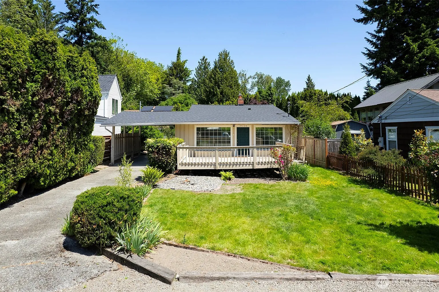 17108 47th Avenue NE photo 1