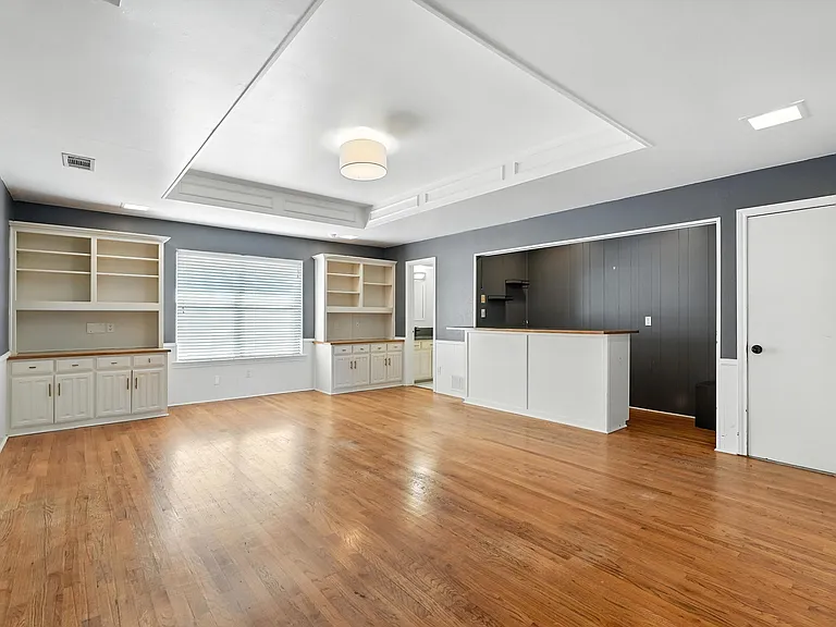 7938 Fair Oaks Ave — Photo 10
