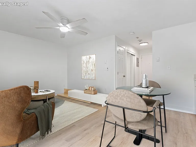 55 Broad St #3 — Photo 2
