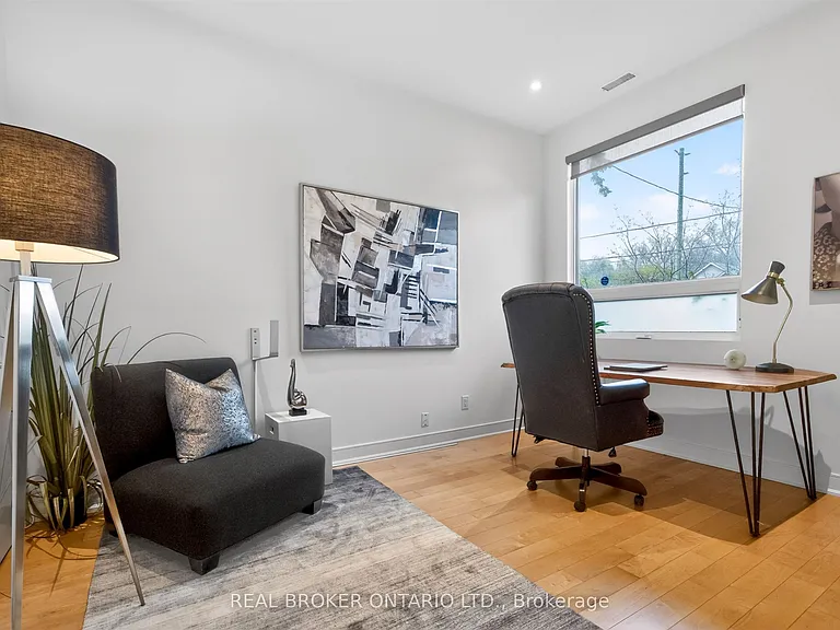 88 Kingsway Way — Photo 5