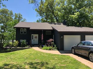 93 Edward Dr, Eureka, MO 63025
