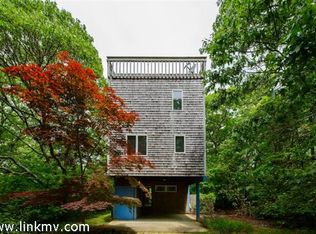 4 Sandcastle Ln, Aquinnah, MA 02535