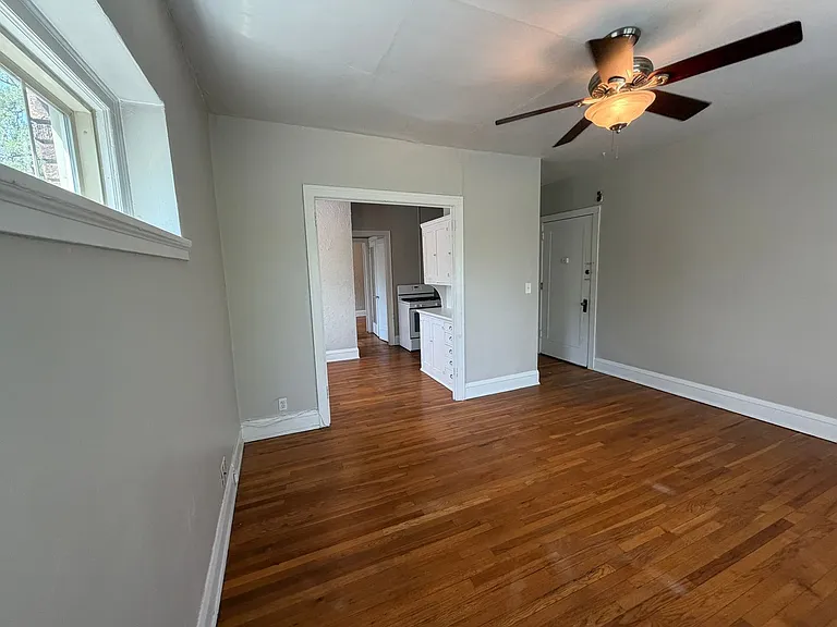 2300 Harriet Ave. — Photo 6