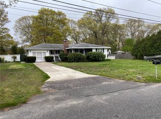 150 Spring Grove Ave, Warwick, RI 02889