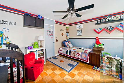 4th image of 385 Grand St APT L1305