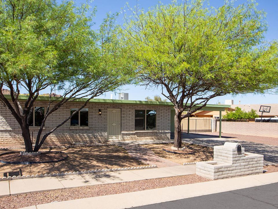 1st image of 3290 W Camino Sasco