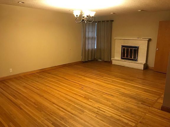 3rd image of 1764 Montreal Ave