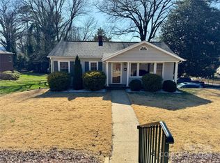 107 Walton Rd, Morganton, NC 28655