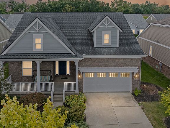 2nd image of 49559 Shire Ln