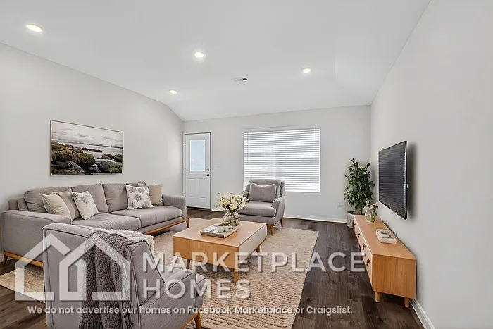 4 bed, 2.0 bath, 1459 sqft, $1,395 — Photo 4