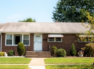 17 Valerie Dr, Manville, NJ 08835