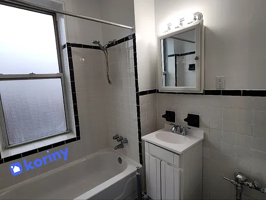 Rented by Koriny NYC LLC | media 6