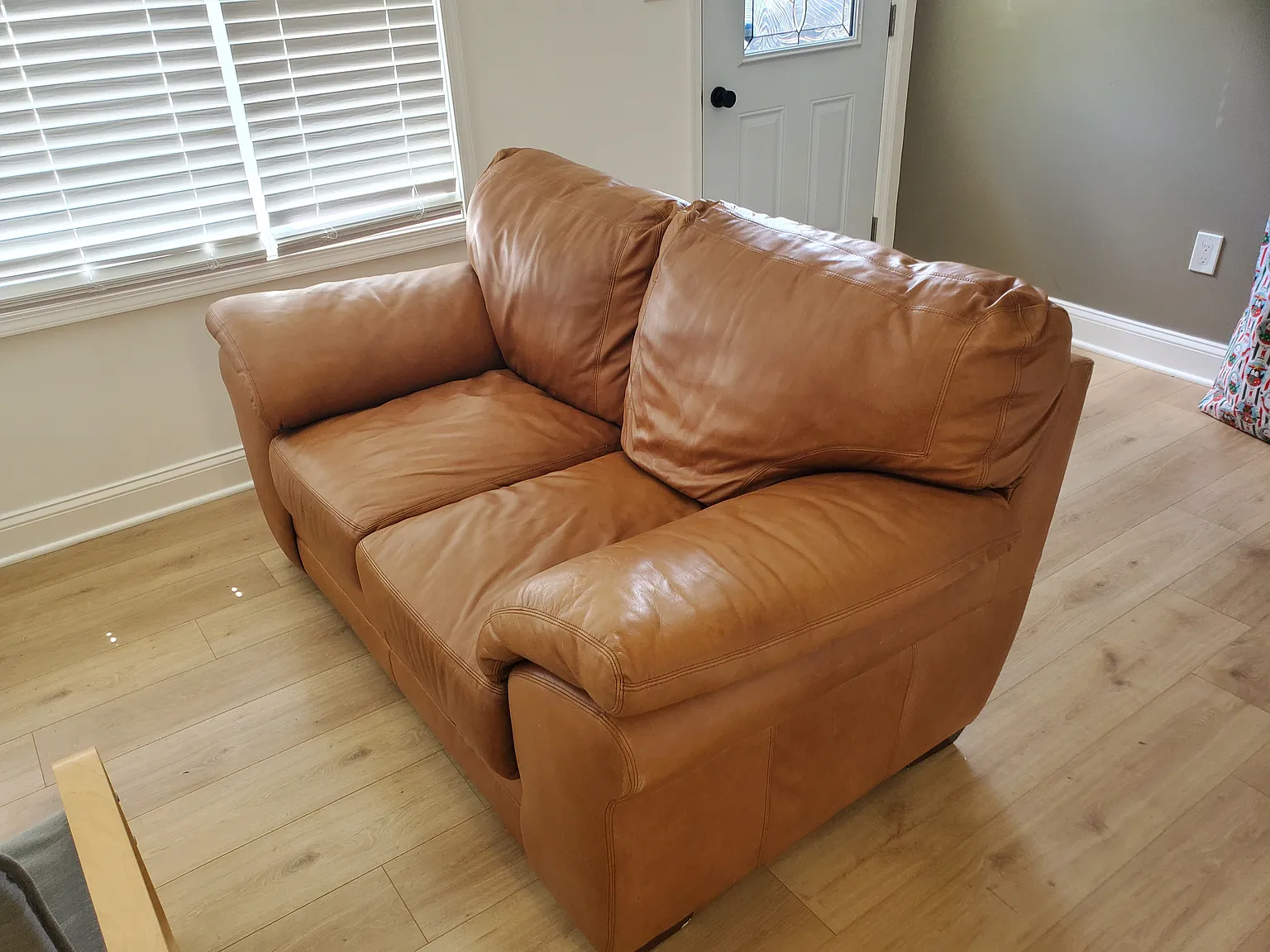 3 bed, 2000 sqft, $800 — Photo 2