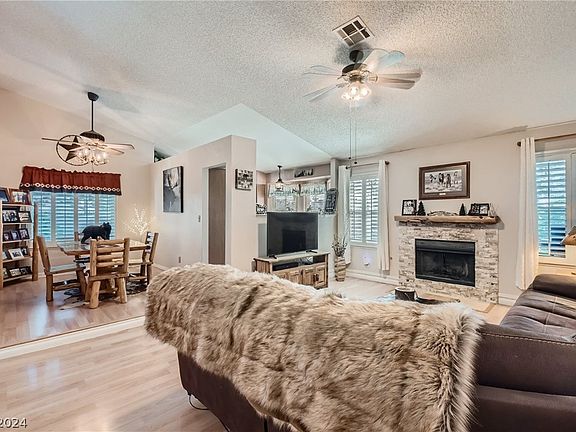 5th image of 3716 Broxburn St
