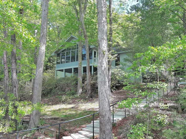 1670 Quail Hollow Dr, Hamilton, GA 31811