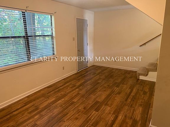 3rd image of 1246 10th St NW