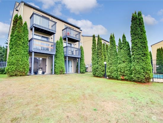31003 14th Avenue S #F17, Federal Way, WA 98003