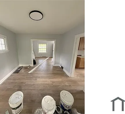 3 bed, $1,450 — Photo 2