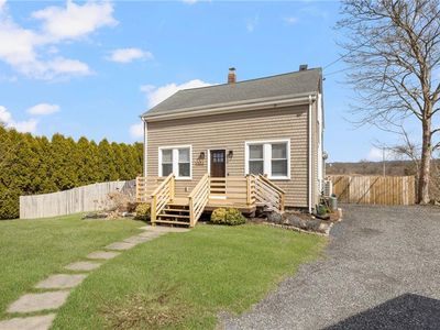 4588 Main Rd, Tiverton, RI, 02878