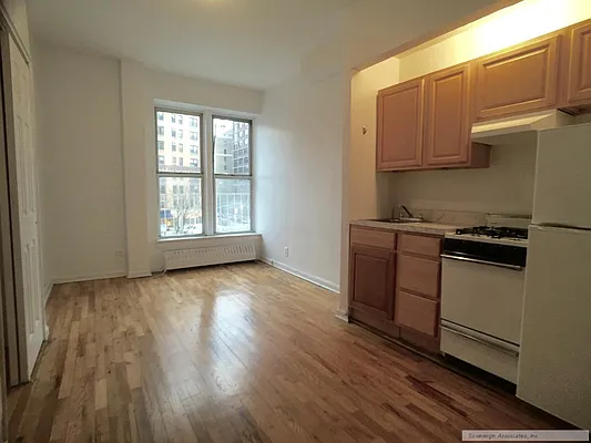 Rented by Sovereign Associates | media 10