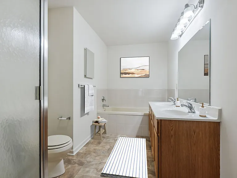 Spring Creek Apartments — Photo 21