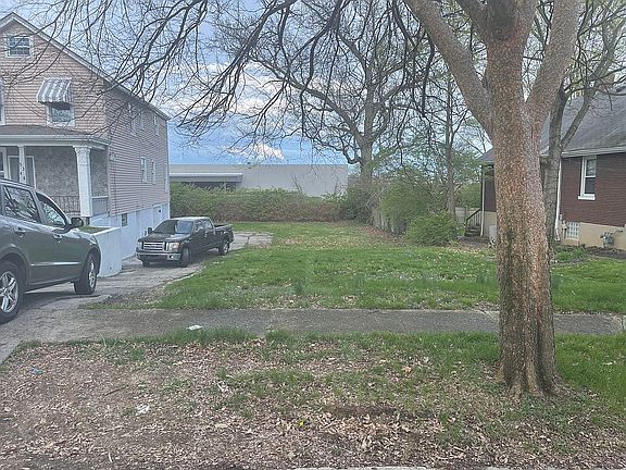 4th image of 5346 Tanner Ave