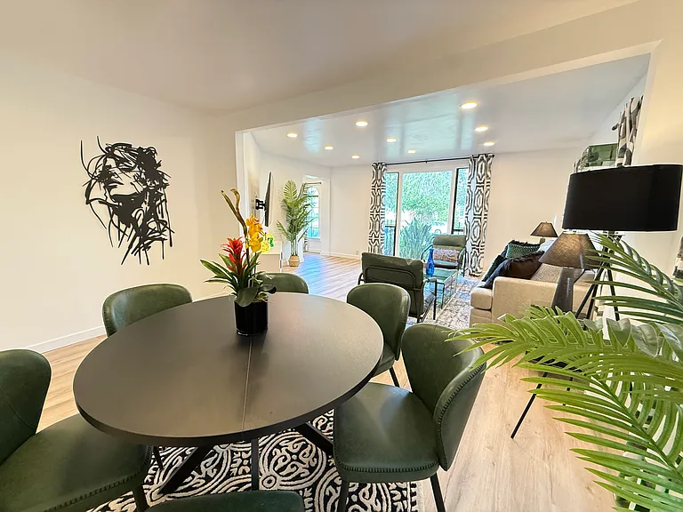 1235 S Longwood Ave #1235 — Photo 8