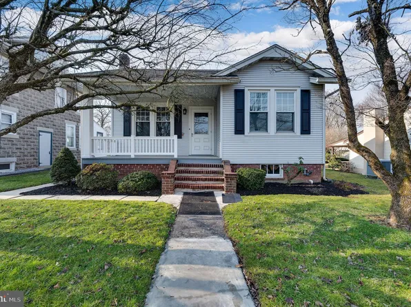 838 E Main St, Birdsboro, PA 19508