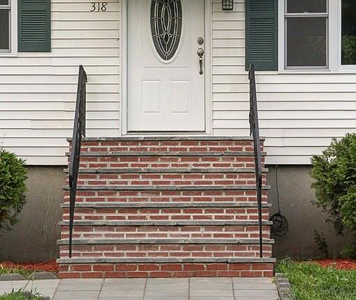 3rd image of 318 Highland Ave