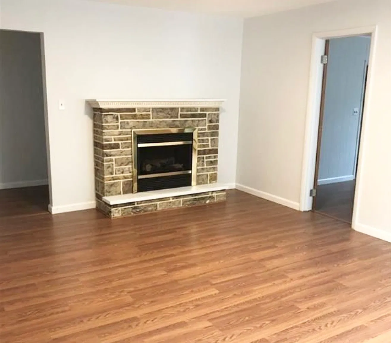 3 bed, 1714 sqft, $3,200 — Photo 3