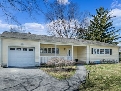 2585 Ridge St, Yorktown Heights, NY, 10598