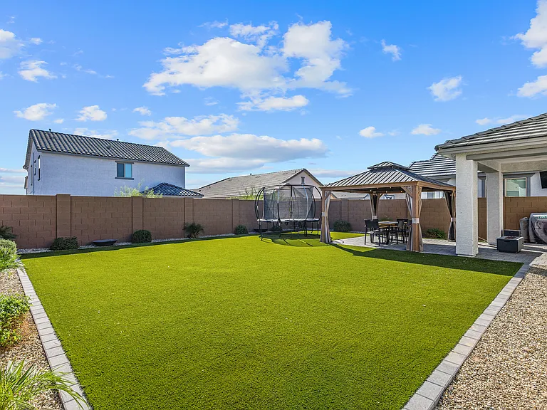 14233 W Cottontail Ln — Photo 13