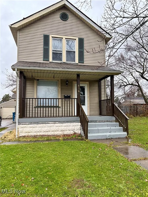 816 Fenton St photo 1