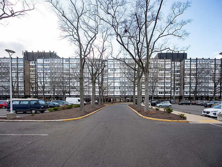 1311 Delaware Ave SW #231 — Photo 48