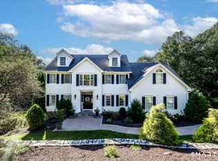 126 Sunset Rdg, Southbury, CT 06488