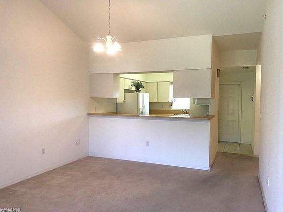 5th image of 950 Hancock Creek South Blvd APT 425