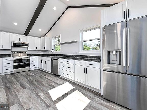 2nd image of 541 Youngs Dr