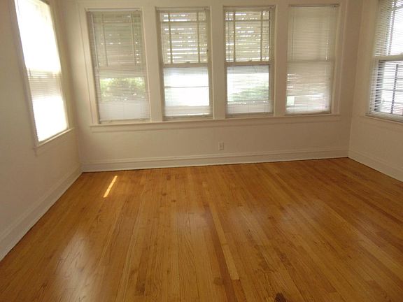 3rd image of 8761 S Winchester Ave