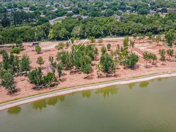 529 Tradition Way, Granbury, TX 76049