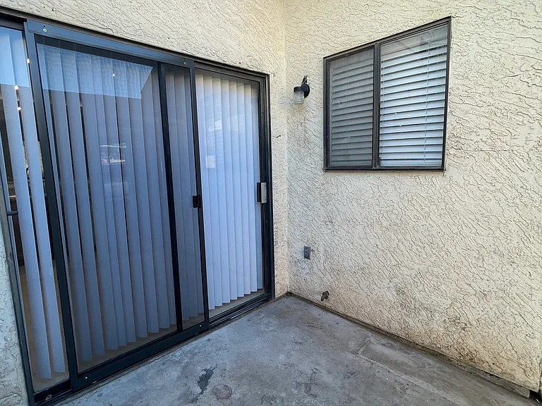 2432 E Tracy Ln #1 — Photo 19