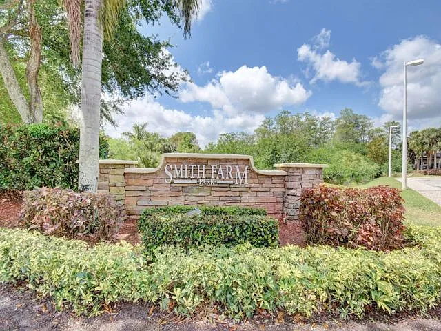 6172 Oak Bluff Way — Photo 4