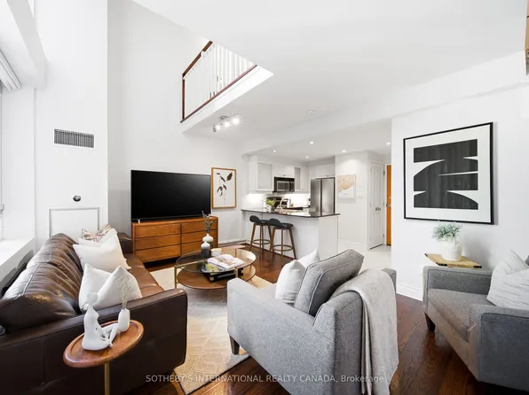 80 Cumberland St #1507, Toronto, ON M5R 3V1