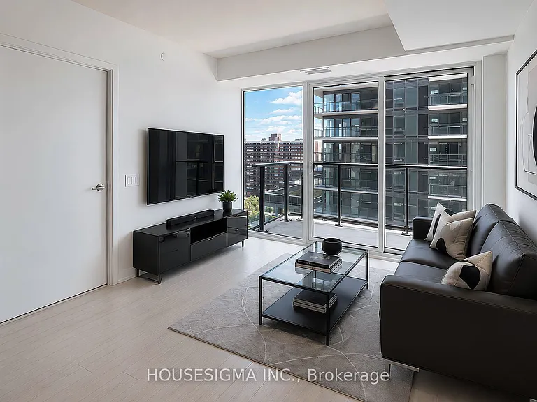 4010 Eglinton Ave W #1105 — Photo 2