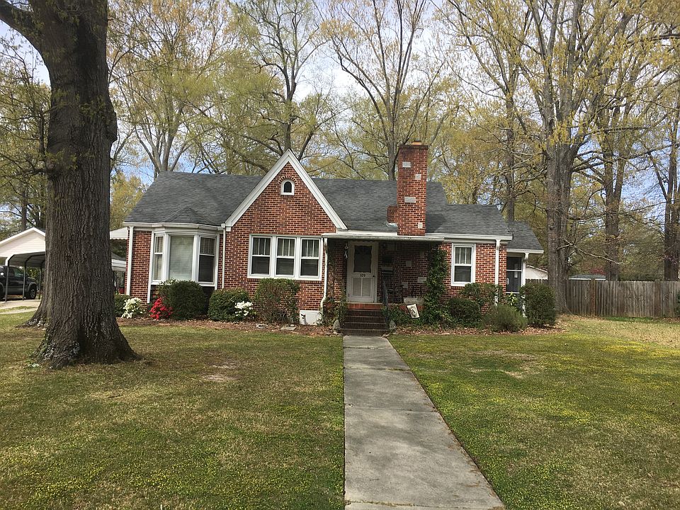 2nd image of 109 E Walnut St
