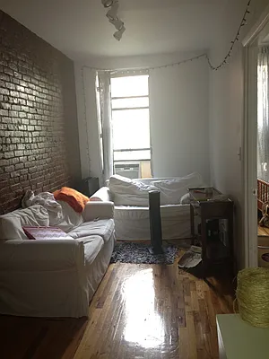 Rented by Kings Court Real Estate | media 12